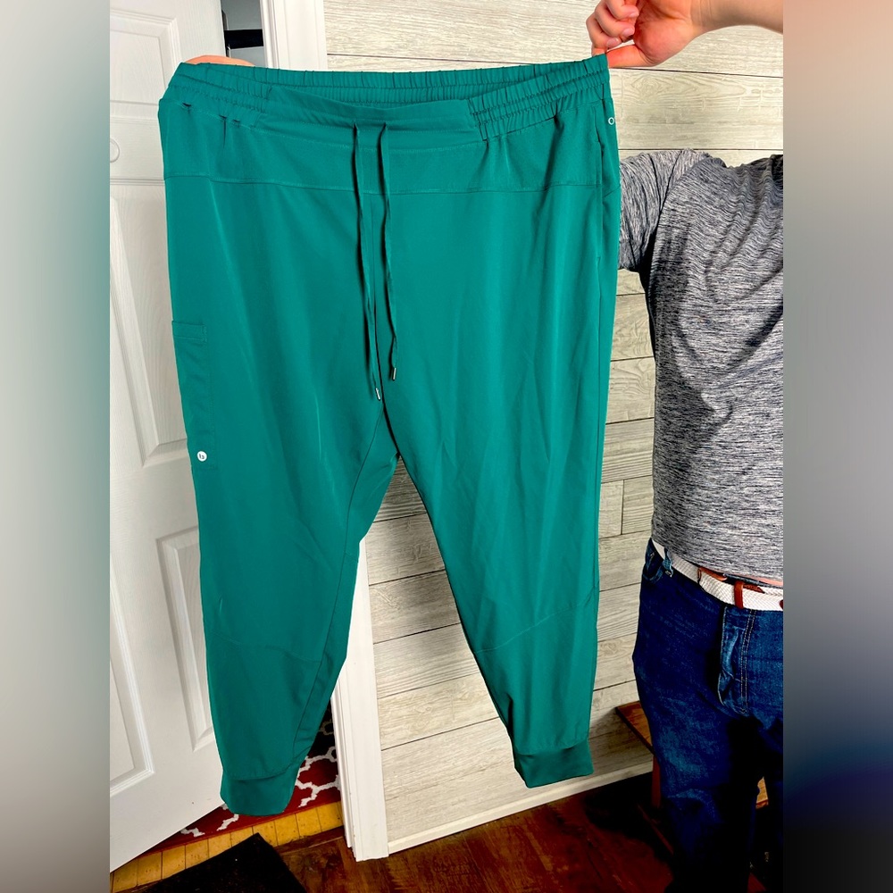 Hunter Green BARCO One Boost Scrub Jogger for Women Size 3x